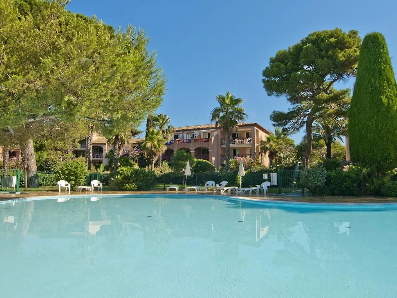 Residence La Pinede - maeva Home Hyères